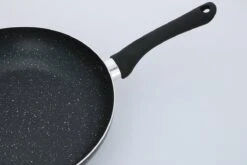 Alpina Koekenpan Ø28cm - Alle Warmtebronnen, Ook Inductie - Anti-aanbak - Gemarmerd - Zwart -Keuken Pot Winkel 1200x800 180