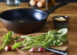 Tefal Resource Wokpan - Ø 28 Cm - Duurzaam -Keuken Pot Winkel 1200x857 3