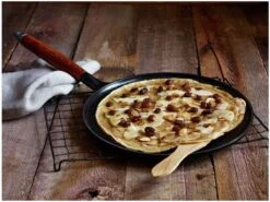 Staub Flensjespan - Houten Steel - 28 Cm - Zwart -Keuken Pot Winkel 1200x901 10