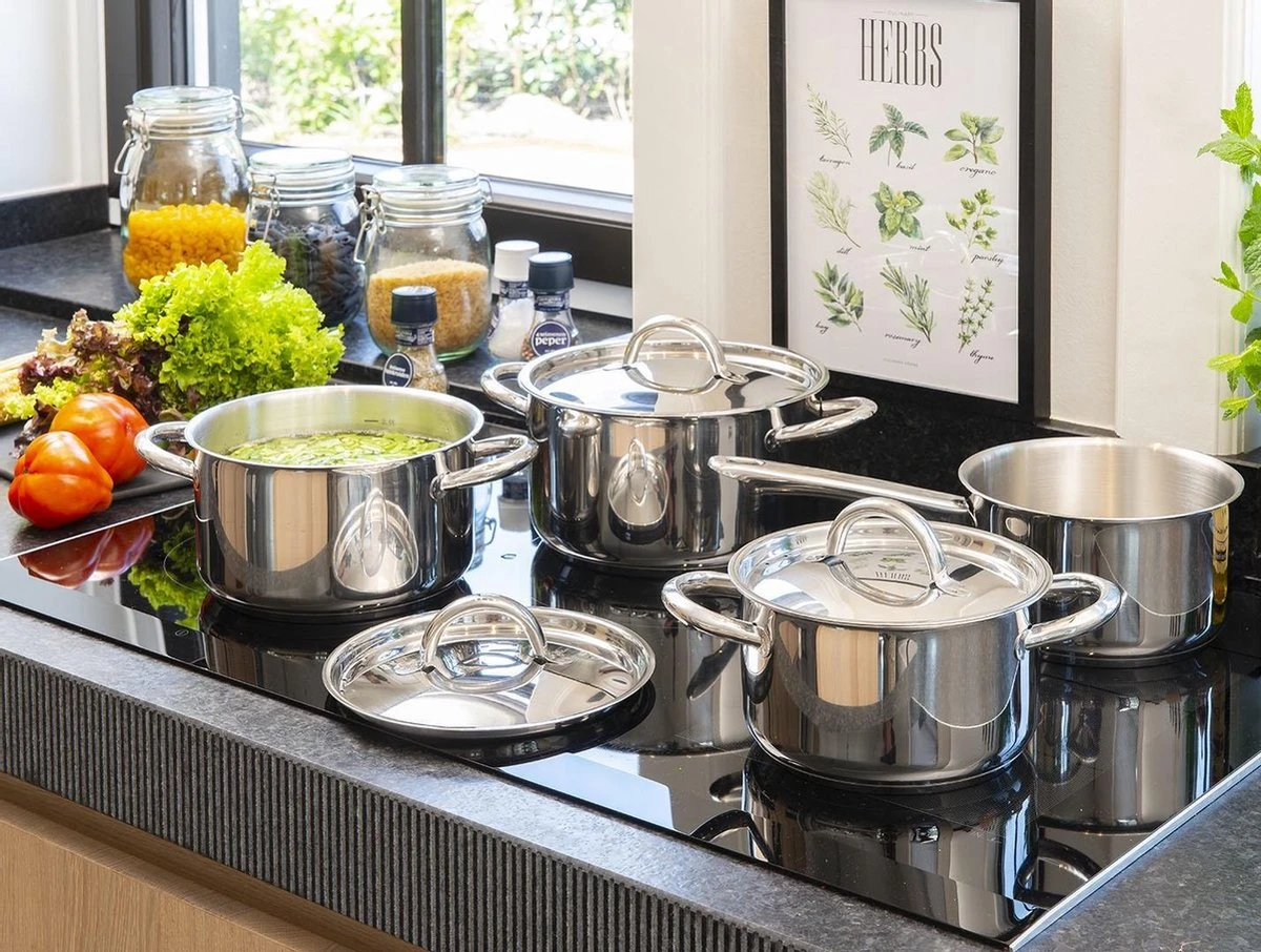 Sola Pannenset Blizz - 4 Delig - Ø Cm - Zilver - RVS - Sandwichbodem 2 Sola Pannenset Blizz - 4 Delig - Ø Cm - Zilver - RVS - Sandwichbodem - Afbeelding 2